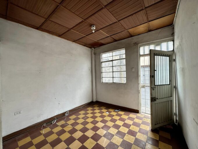 BARRIO COLOMBINA | CASA | LOTE